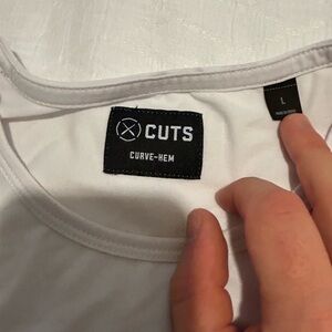 Cuts AO Curve Hem Tee size L PYCA Pro fabric in white
